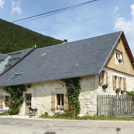 Guest house Ferme De La Grande Moucherolle 5*